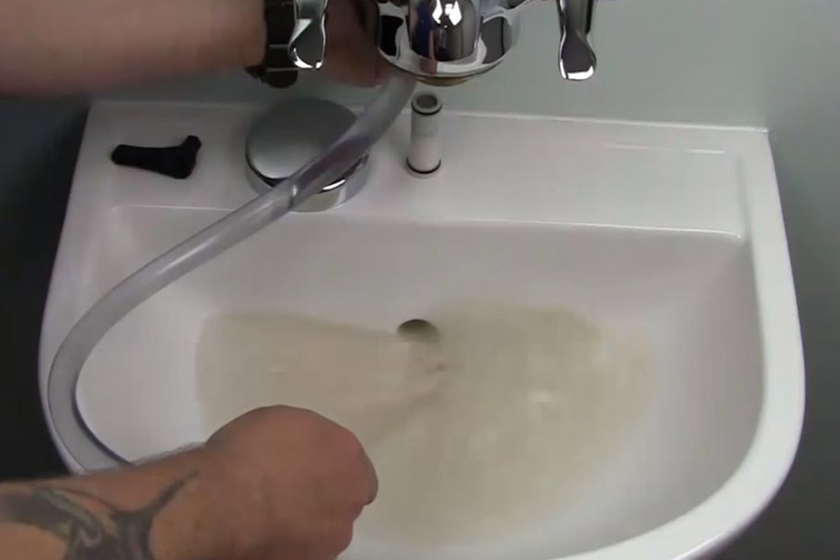 Elevated flushing of water supplies to Optitherm tap