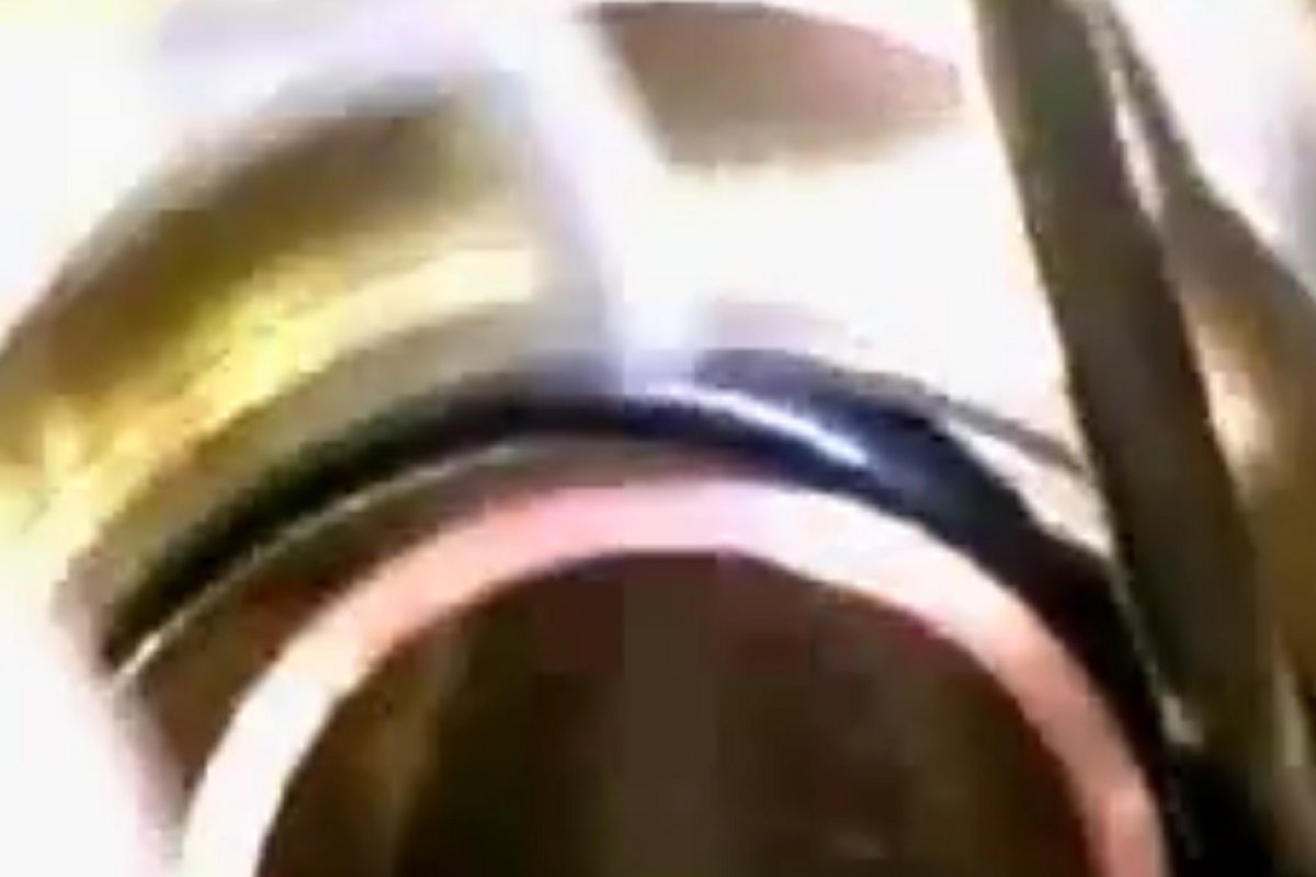 Removing the slide valve seal - Horne thermostatic mixing valves